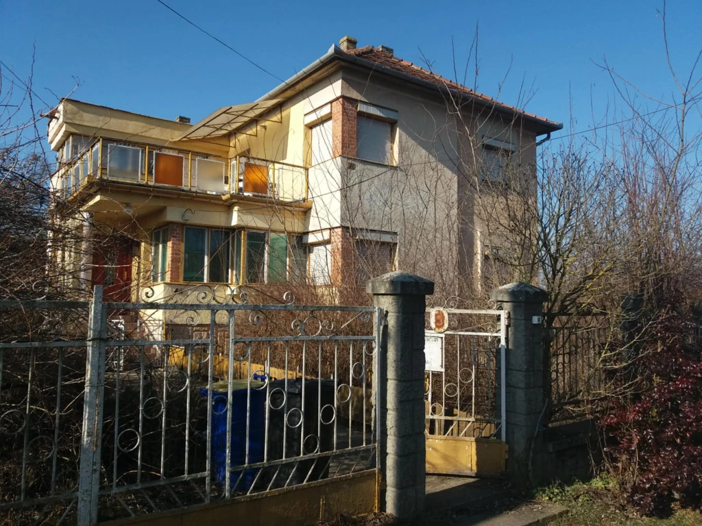 Sajónémeti, Szabadság utca, 120 m²-es, családi ház, 3+2 szobás