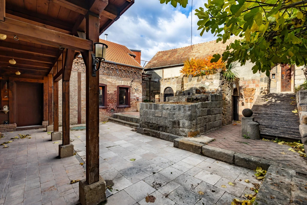 c3-1-name c2-1-name, Vác, Tímár utca