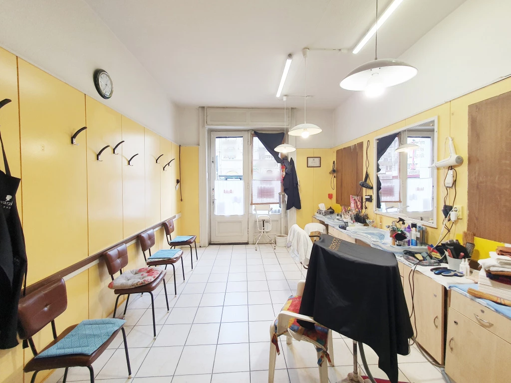For sale store, Budapest IX. kerület, Ferenc körúti Villamosmegálló közeli utca