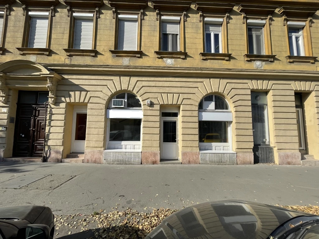 For sale store, Budapest XIII. kerület, Váci út