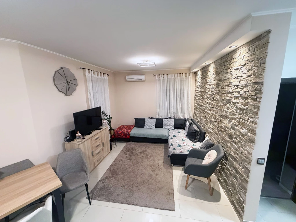 Kistarcsa, Batthyány utca, 72 m²-es, társasházi lakás, 2 szobás