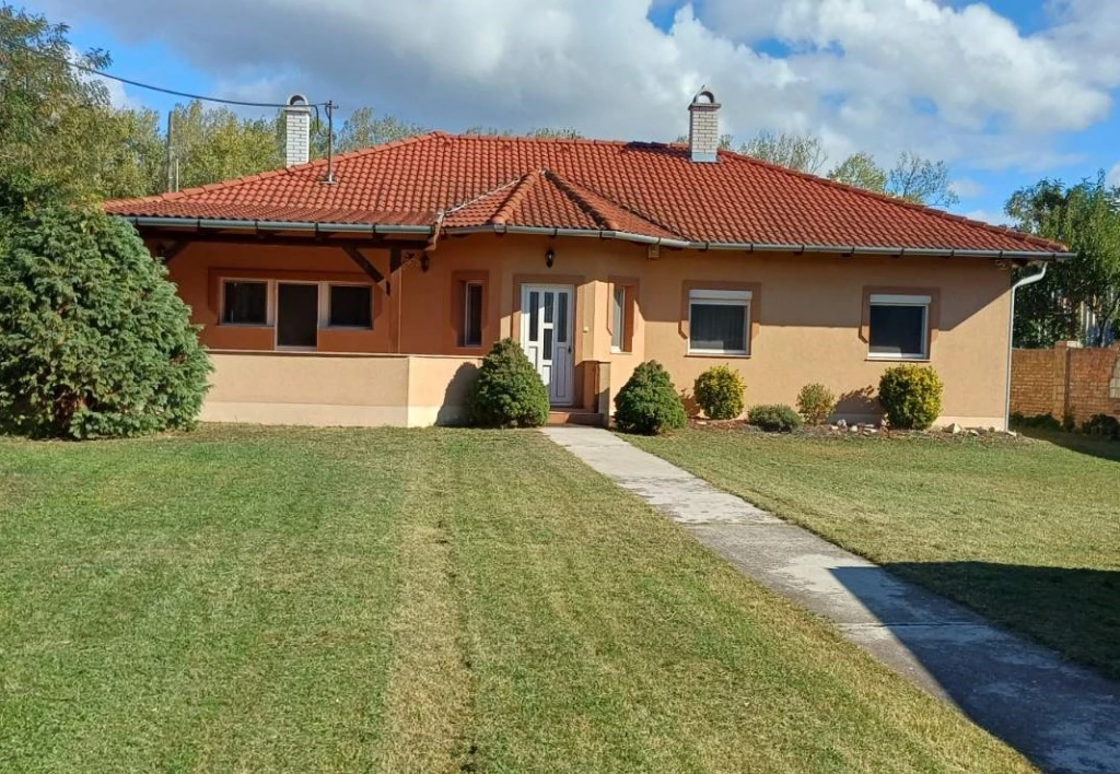 For sale house, Göd, Göd Nevelek