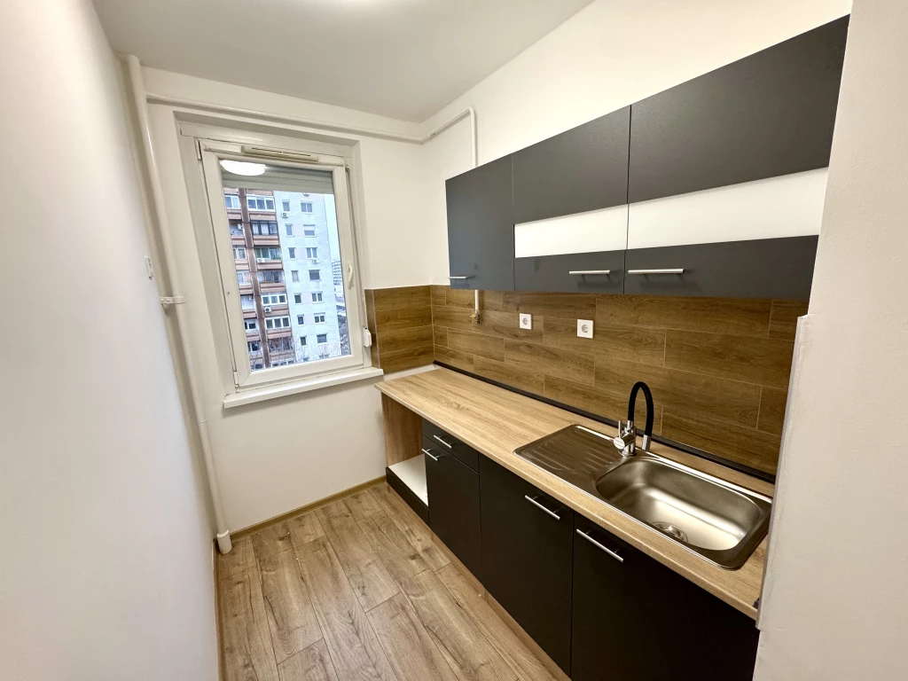 c3-1-name c2-21-name, Budapest XI. kerület, Etele út