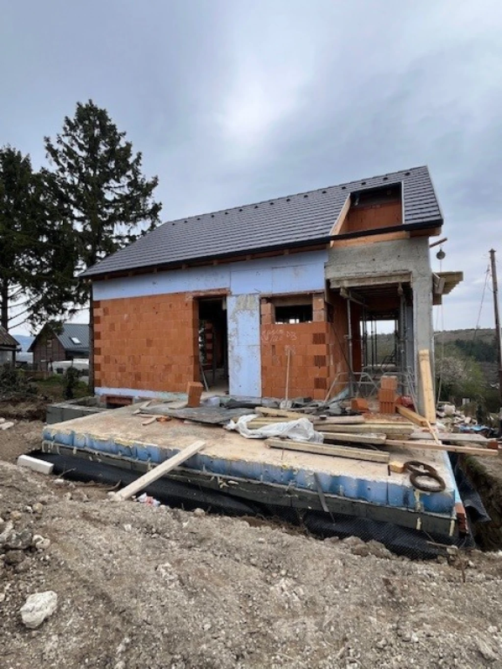 Törökbálint, Séta utca, 110 m²-es, társasházi lakás, 3 szobás