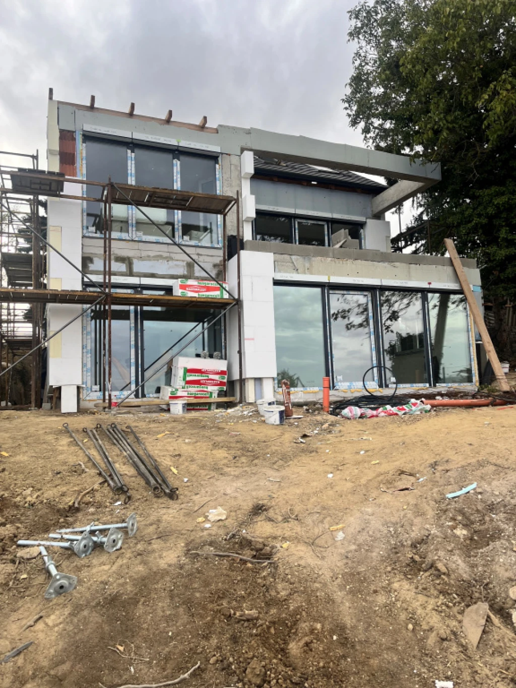 Törökbálint, Séta utca, 110 m²-es, társasházi lakás, 3 szobás