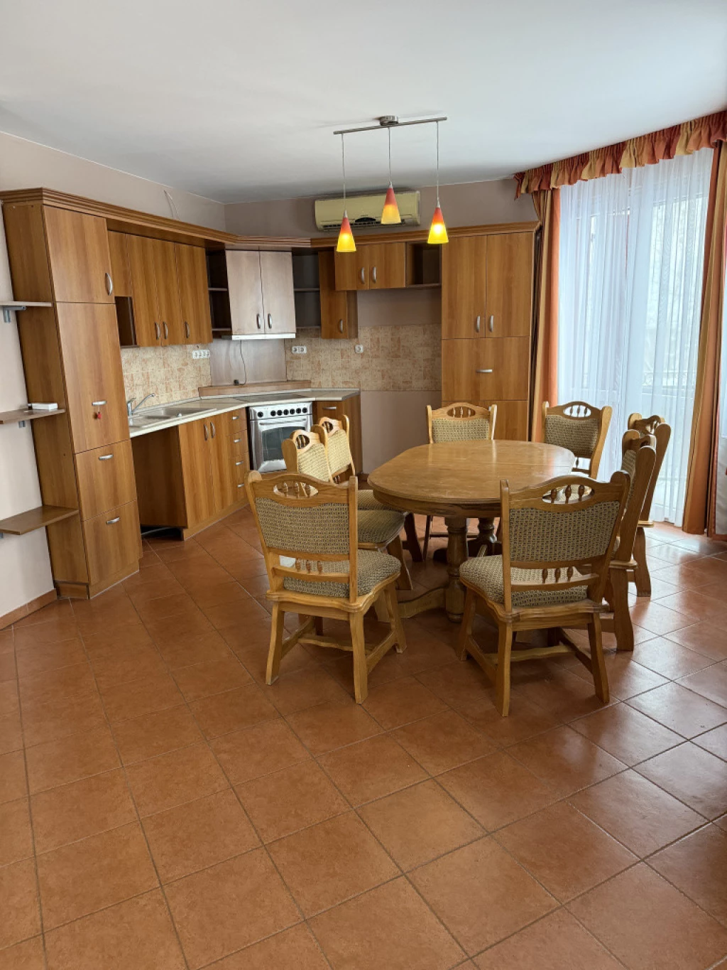 Szigetszentmiklós, Ádám Jenő stny, közel utca, 200 m²-es, családi ház