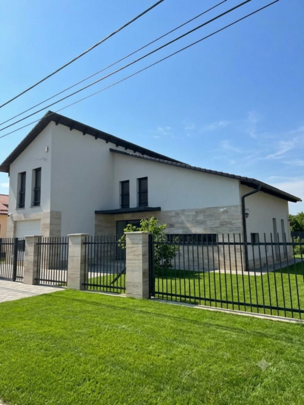 Vecsés, Magdolna utca, 242 m²-es, családi ház, 6 szobás, új építésű állapotú