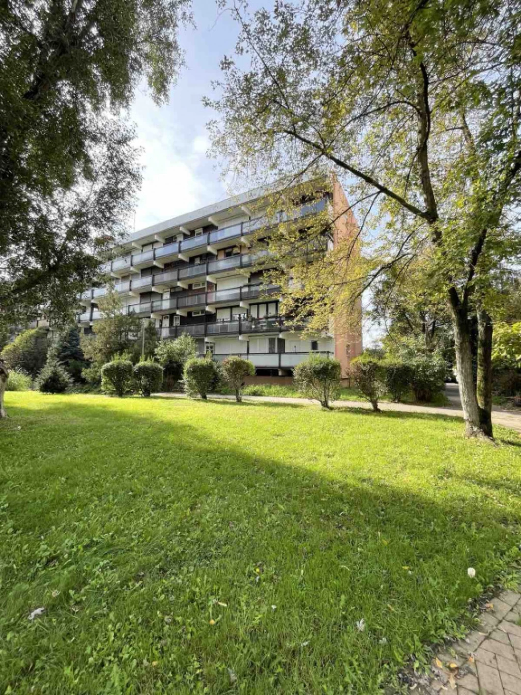 For sale condominium, Budapest IV. kerület, 3 szobás PANORÁMÁS lakás az Izzó lakótelepen  eladó!