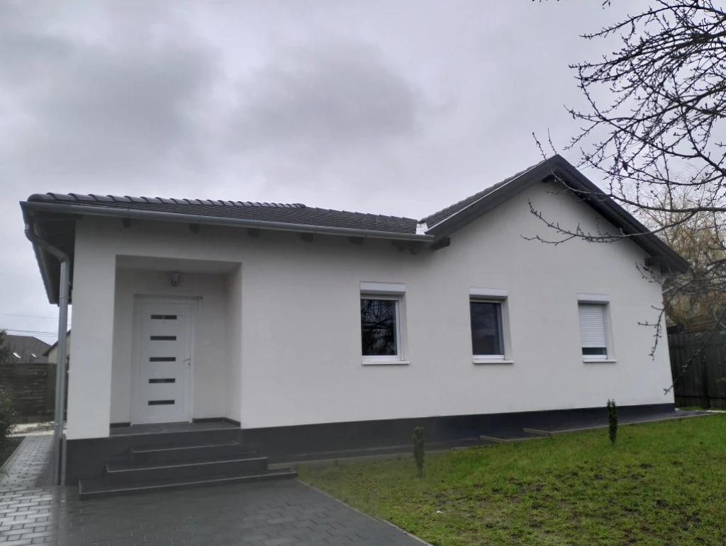 Gyömrő, Petőfi telep, 84 m²-es, családi ház, 3 szobás, kiváló állapotú