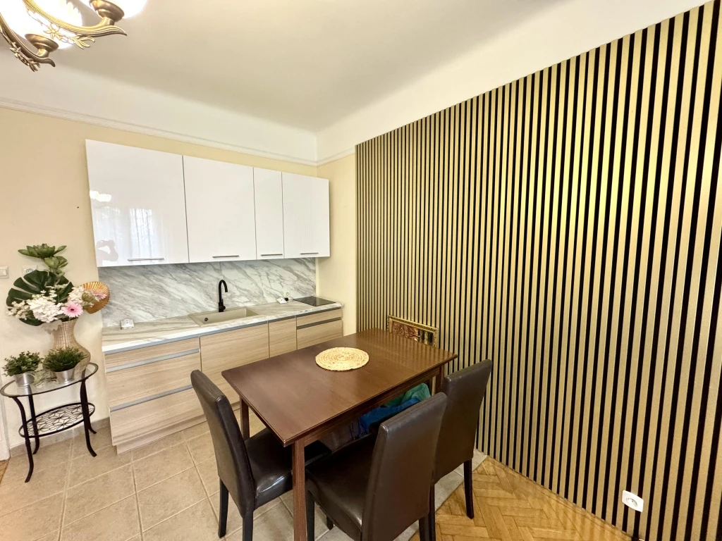 XI. Kerület, Móricz Zsigmond körtér, 31 m²-es, társasházi lakás