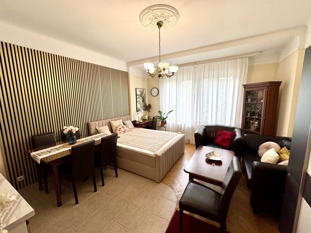 XI. Kerület, Móricz Zsigmond körtér, 31 m²-es, társasházi lakás