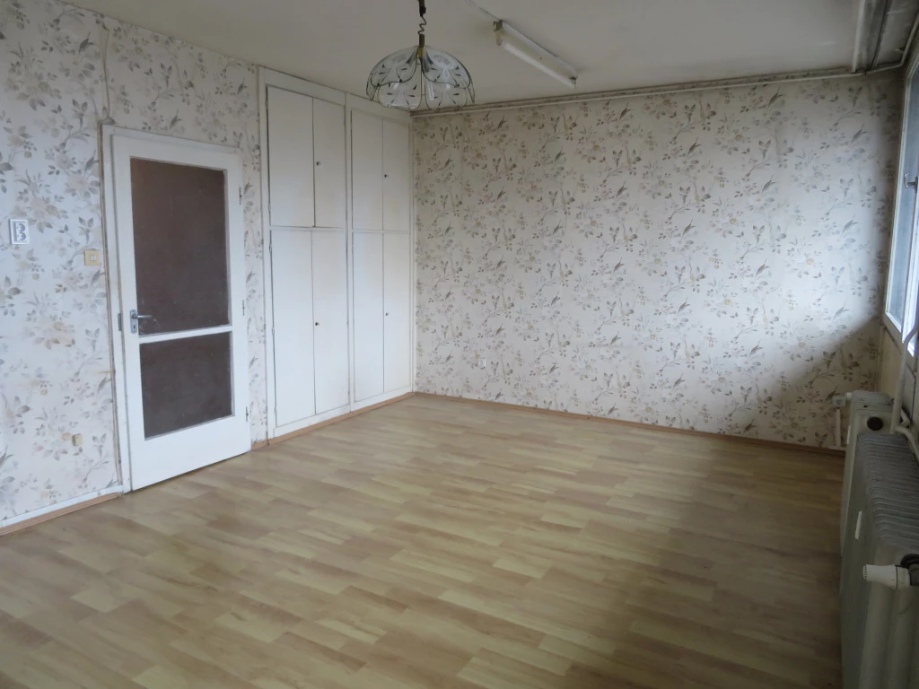 For sale condominium, Budapest XIX. kerület, Kossuth tér közelében