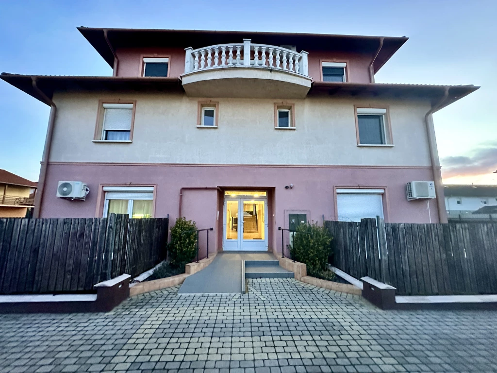 Vecsés, Wass Albert utca, 43 m²-es, társasházi lakás, 2 szobás