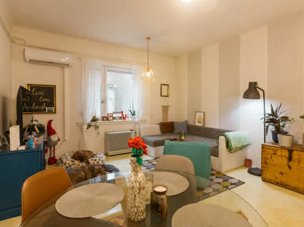 III. Kerület, Pacsírtamező utca, 63 m²-es, társasházi lakás, 2+1 szobás