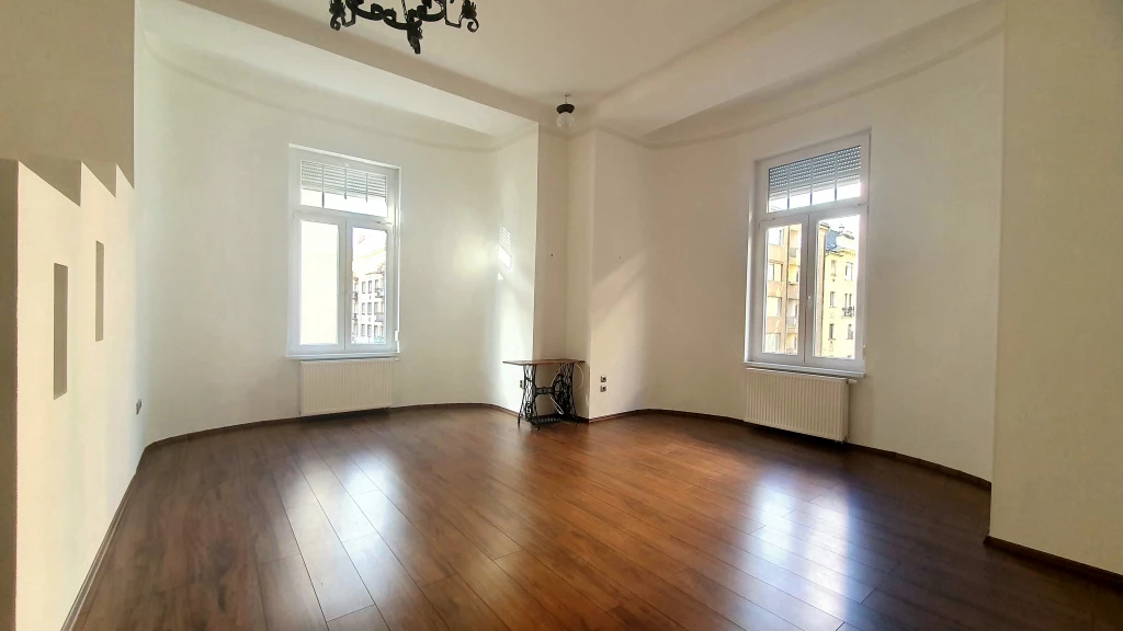 XIII. Kerület, VISEGRÁDI utca, 77 m²-es, társasházi lakás, 2 szobás