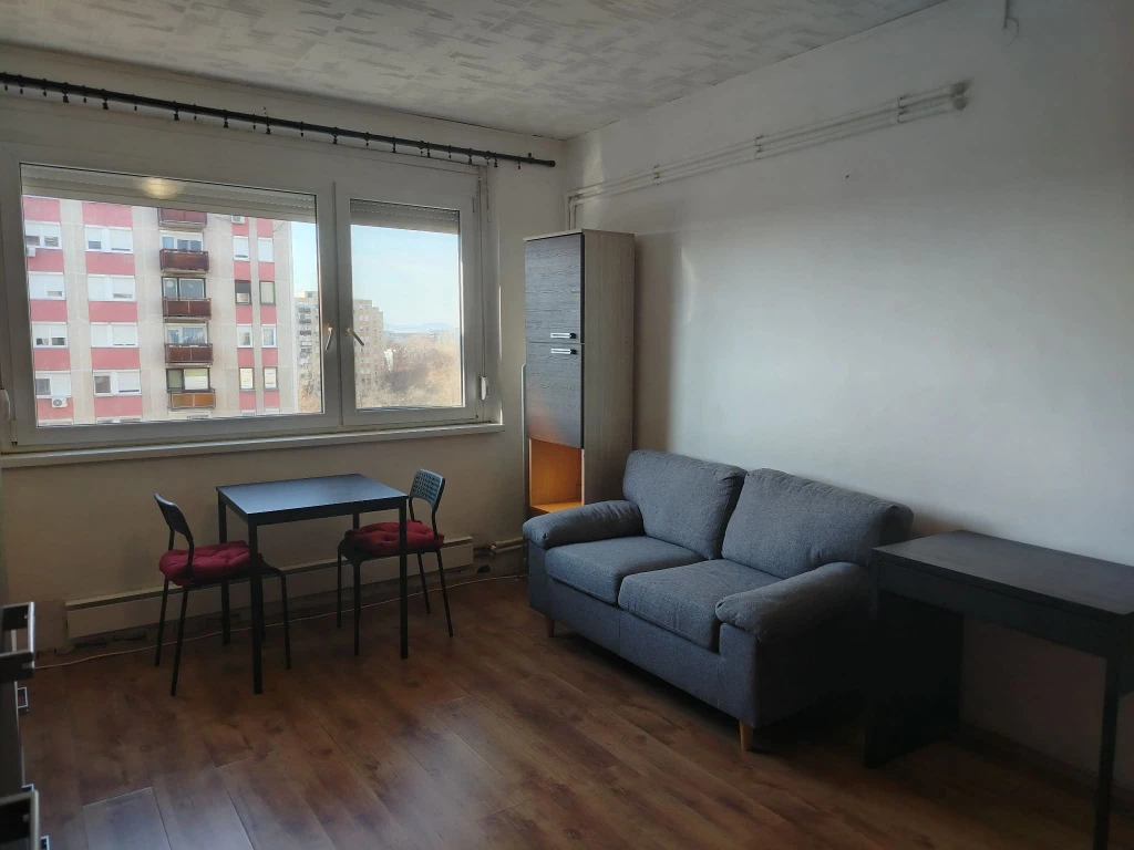 IX. Kerület, Csárdás köz utca, 35 m²-es, társasházi lakás, 1+1 szobás