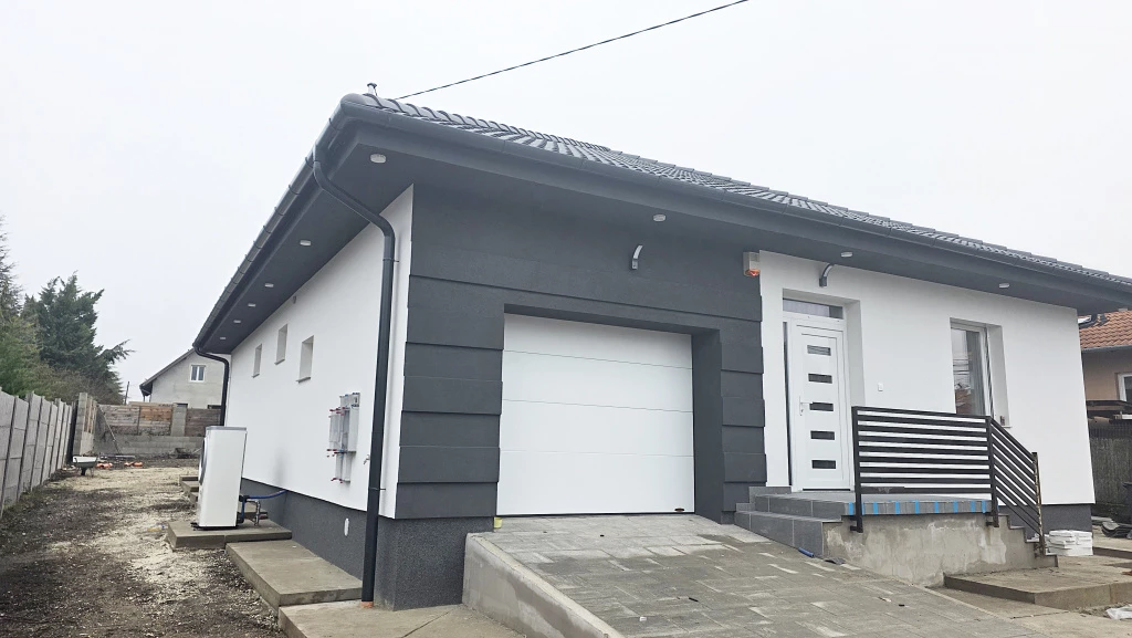 Érd, Fenyves Parkvárosban található utca, 158 m²-es, családi ház