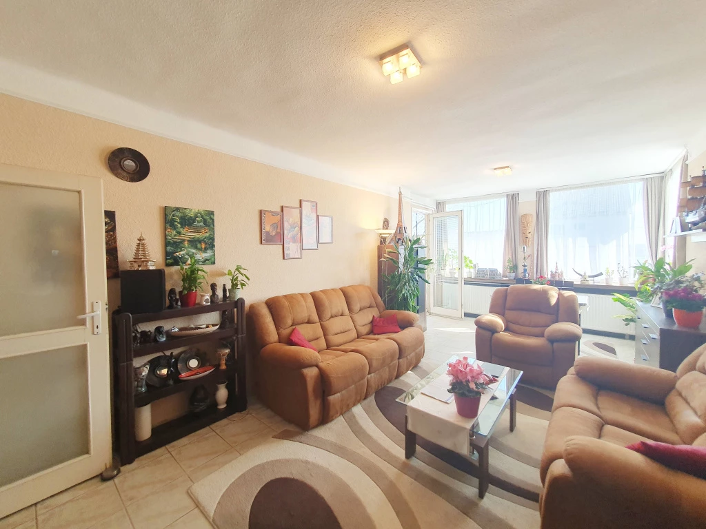 c3-1-name c2-1-name, Budapest XVII. kerület, Diadal utca közeli utca