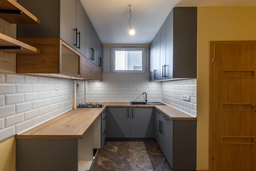 For sale condominium, Vác, Vám utca