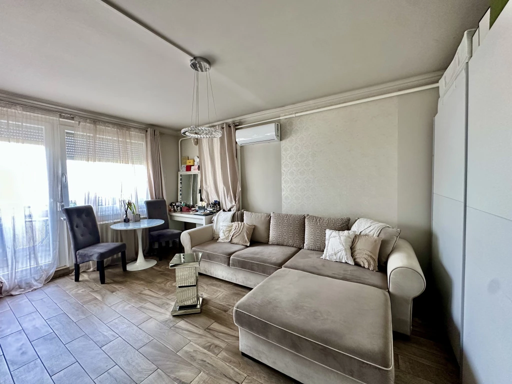 III. Kerület, Békásmegyer, 28 m²-es, társasházi lakás, 1 szobás