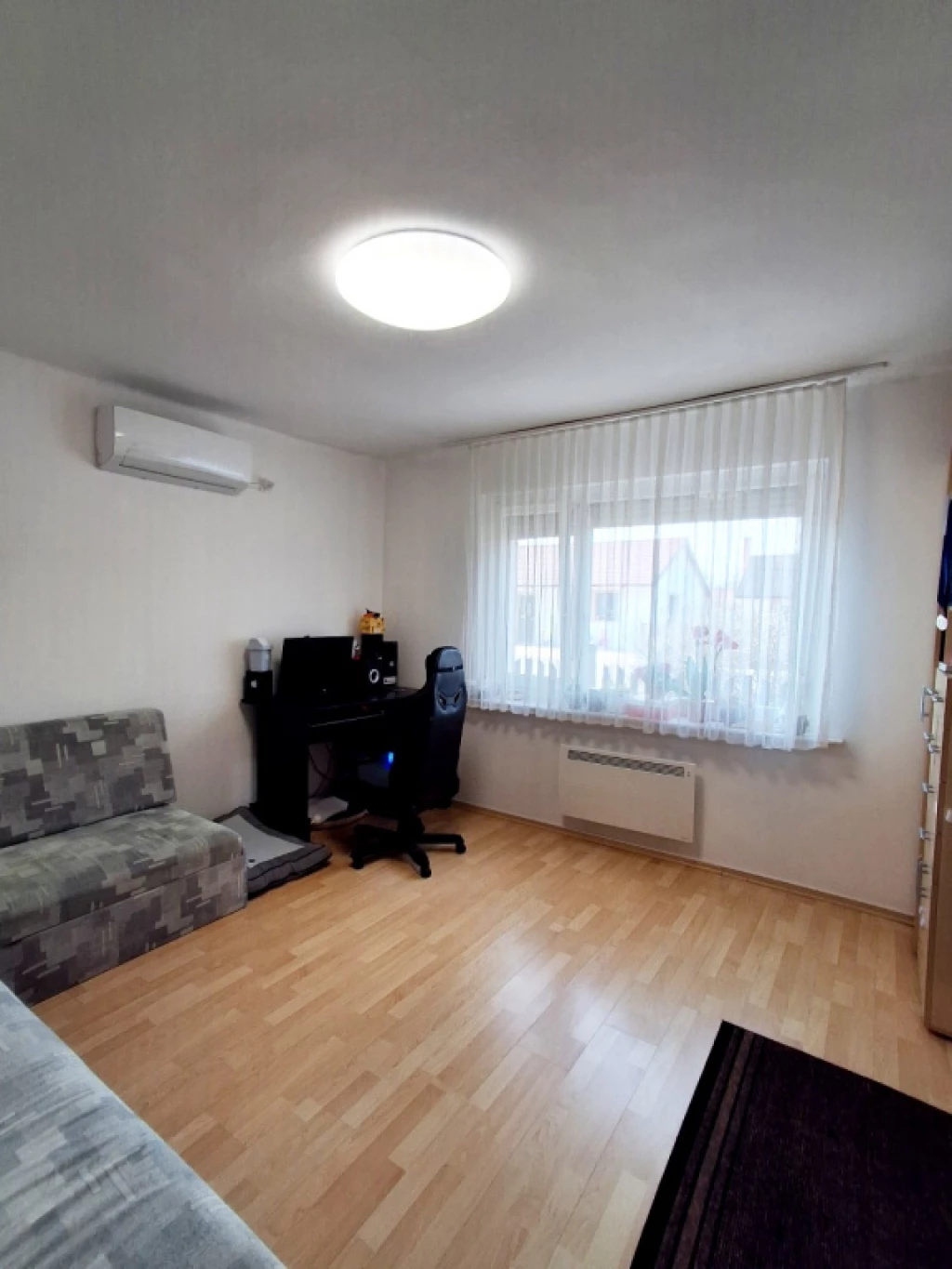 For sale house, Dinnyés, Központi utca