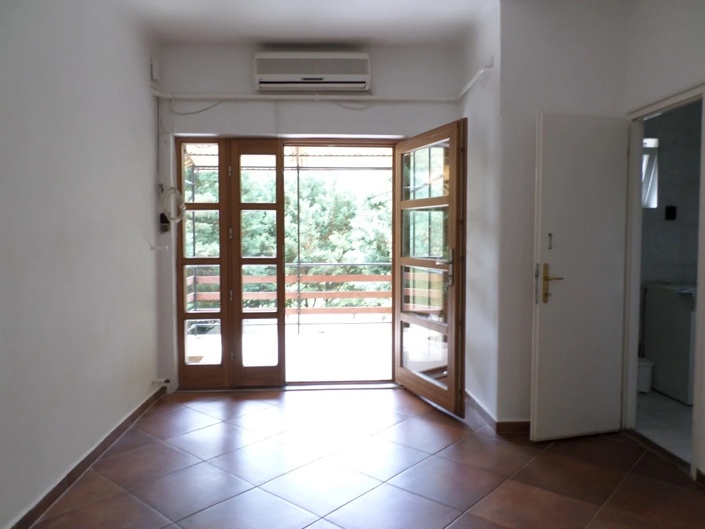 XIV. Kerület, Örs vezér útja, 76 m²-es, családi házban kialakított iroda