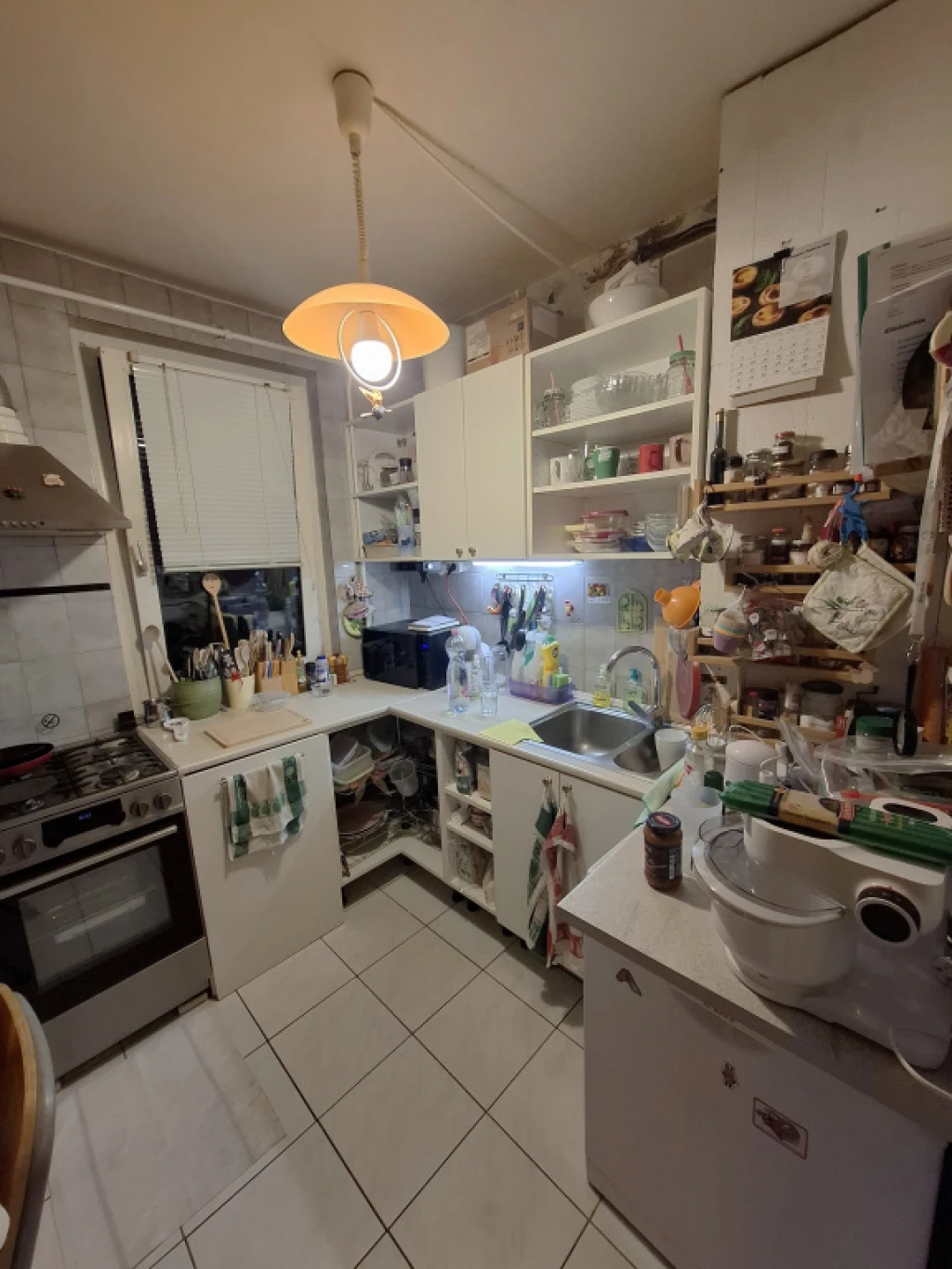 IV. Kerület, Szigeti József utca, 74 m²-es, társasházi lakás, 1+3 szobás