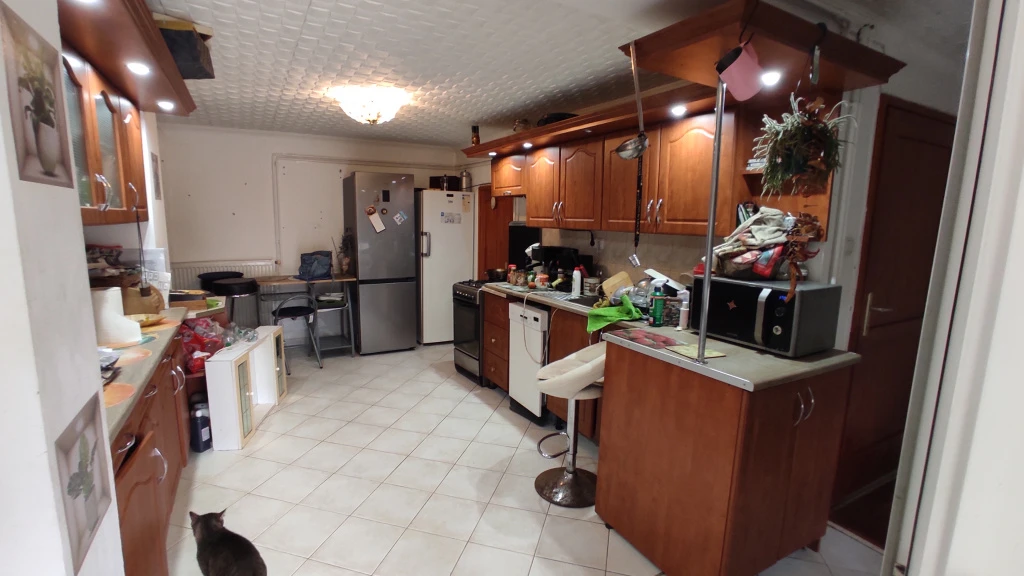 Adony, Táncsics Mihály utca, 50 m²-es, családi ház, 1 szobás
