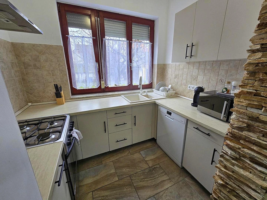 c3-1-name c2-1-name, Budapest IV. kerület, Vécsey Károly utca