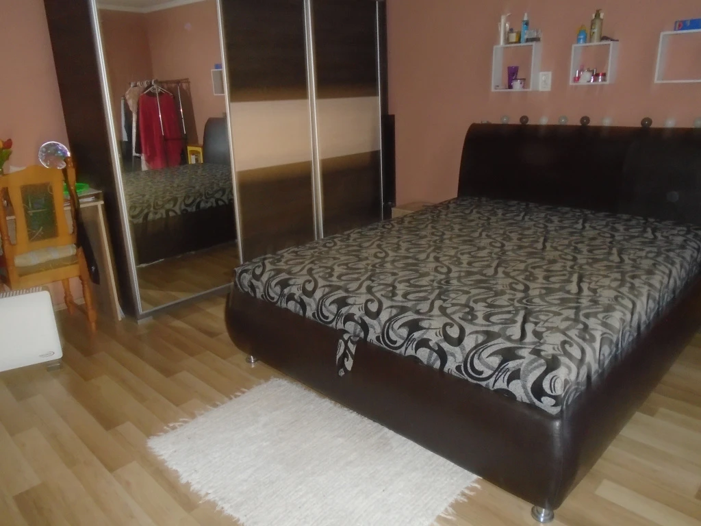 Tiszakécske, Városközpont utca, 72 m²-es, családi ház, 3 szobás