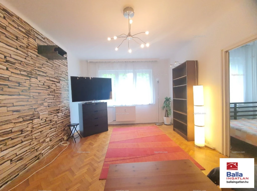 XIII. Kerület, PANNÓNIA utca, 40 m²-es, társasházi lakás, 1+1 szobás