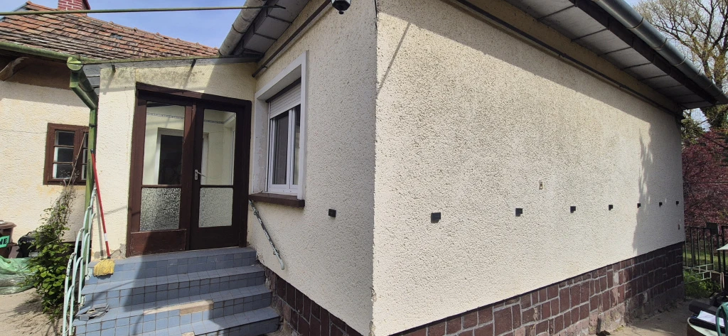 Maglód, Ófalu utca, 72 m²-es, családi ház, 3 szobás, átlagos állapotú