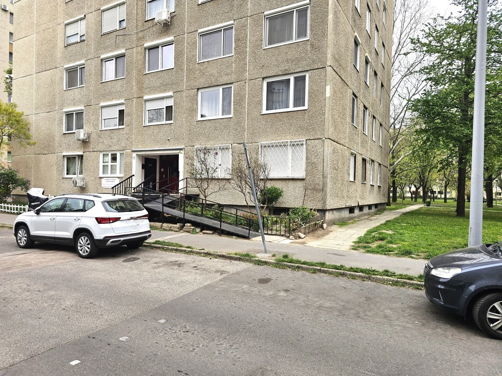 c3-1-name c2-21-name, Budapest XV. kerület, Páskom park