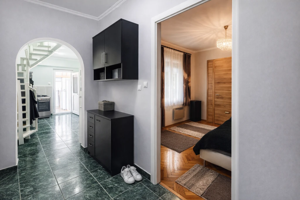 X. Kerület, Újhegyi lakótelep közelében utca, 72 m²-es, sorház