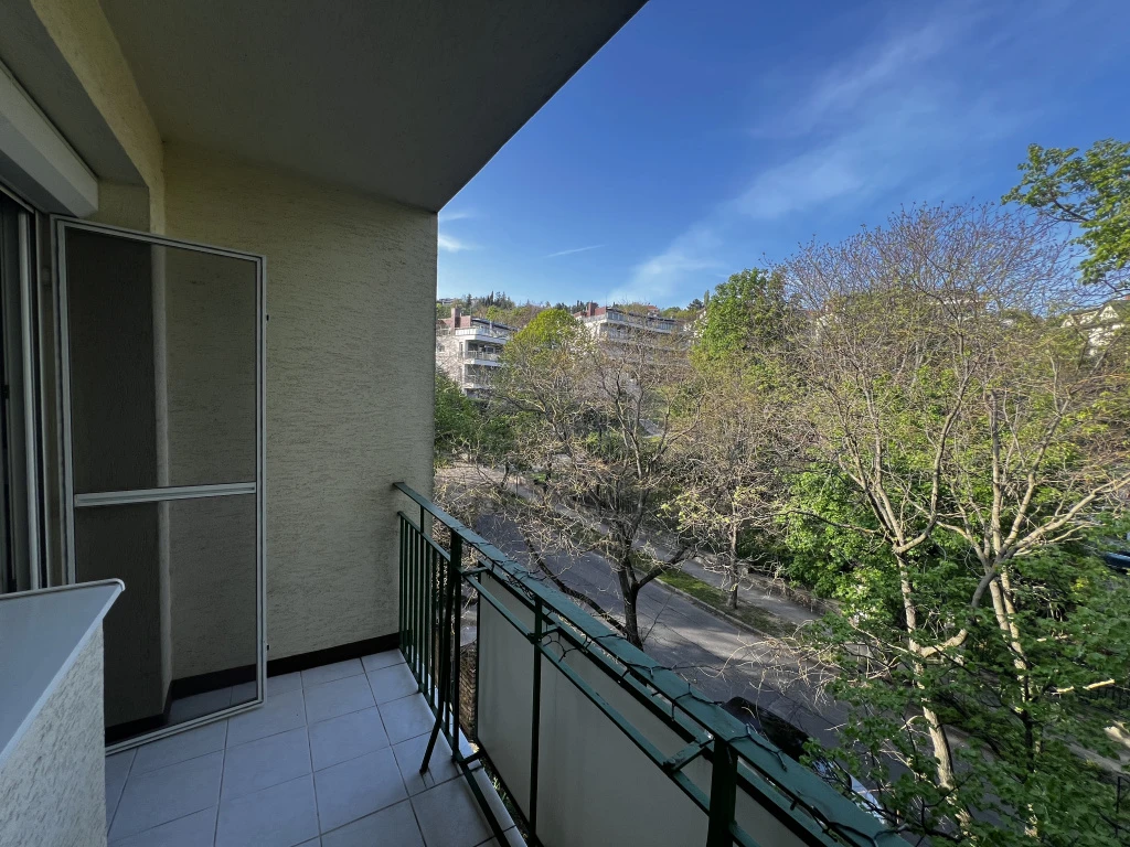 c3-1-name c2-21-name, Budapest II. kerület, Felvinci út