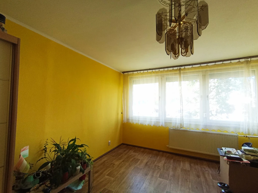 XIV. Kerület, Ond vezér útja, 46 m²-es, társasházi lakás, 1+1 szobás