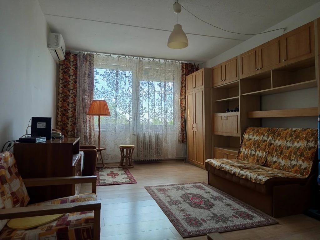 c3-1-name c2-21-name, Budapest X. kerület, Kápolna utca