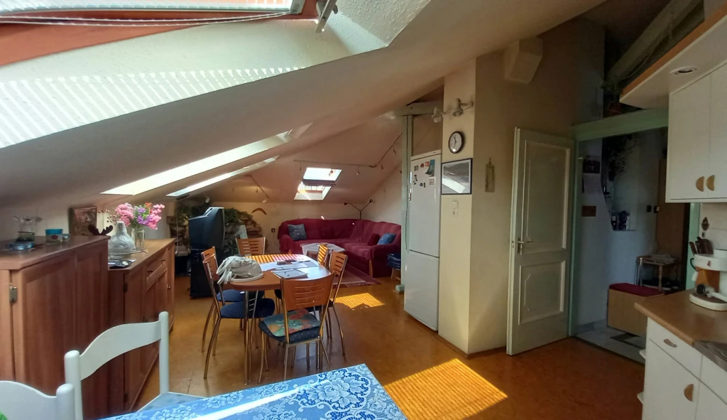 IV. Kerület, Lőwy Izsák utca, 70 m²-es, társasházi lakás, 3 szobás