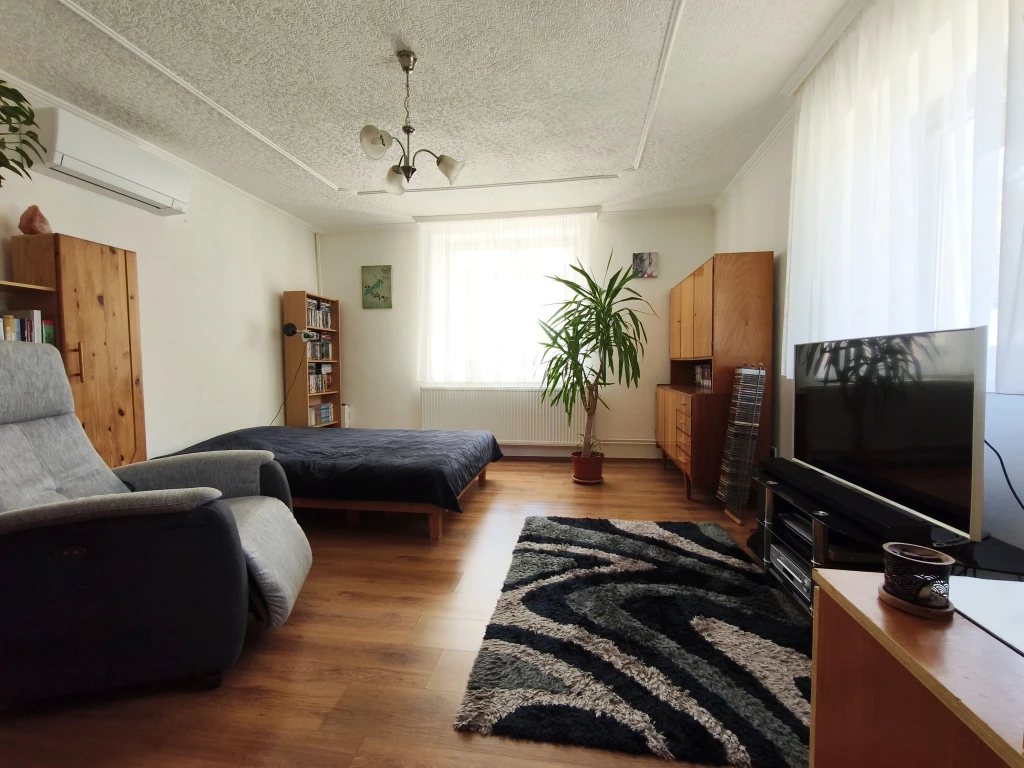 Kóka, Petőfi utca környéke, 50 m²-es, családi ház, 1+1 szobás