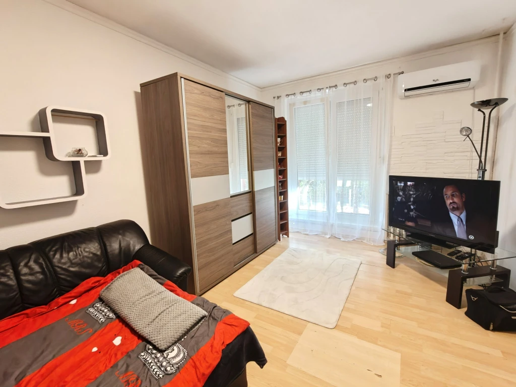 IV. Kerület, Sárpatak utca, 46 m²-es, társasházi lakás, 1+1 szobás