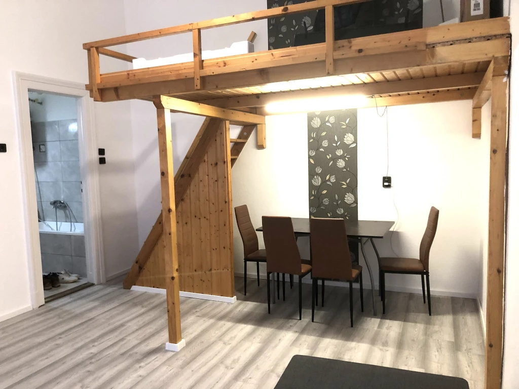 V. Kerület, Kecskeméti utca, 40 m²-es, társasházi lakás, 1 szobás