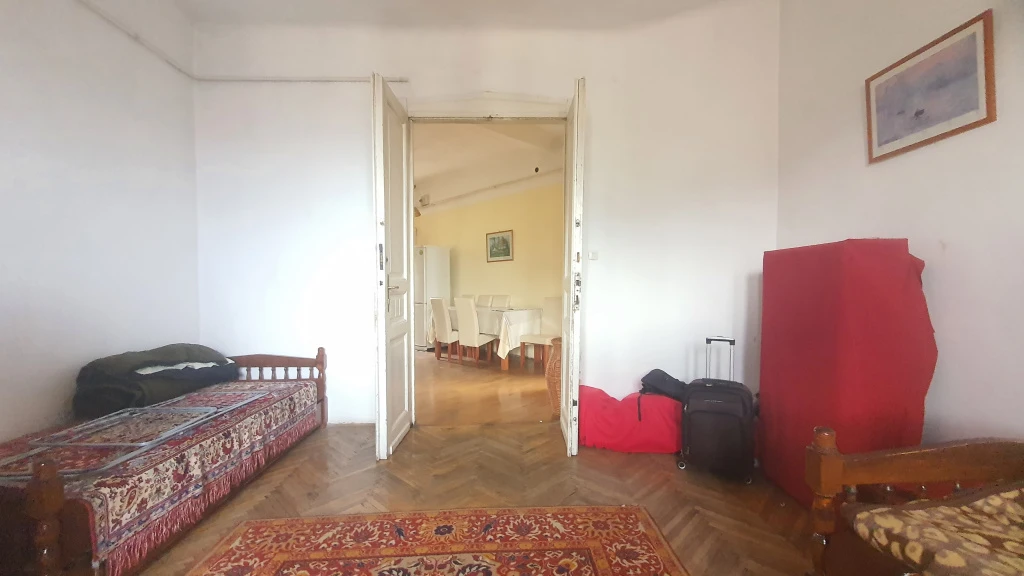 II. kerület, RÓMER FLÓRIS utca, 92 m²-es, társasházi lakás, 3 szobás