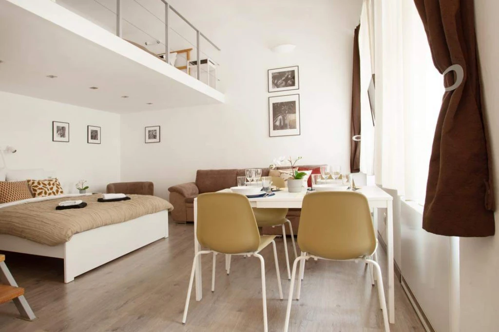 V. Kerület, Azonnal költözhető ingatlan a Bazilikánál!, 39 m²-es, társasházi lakás