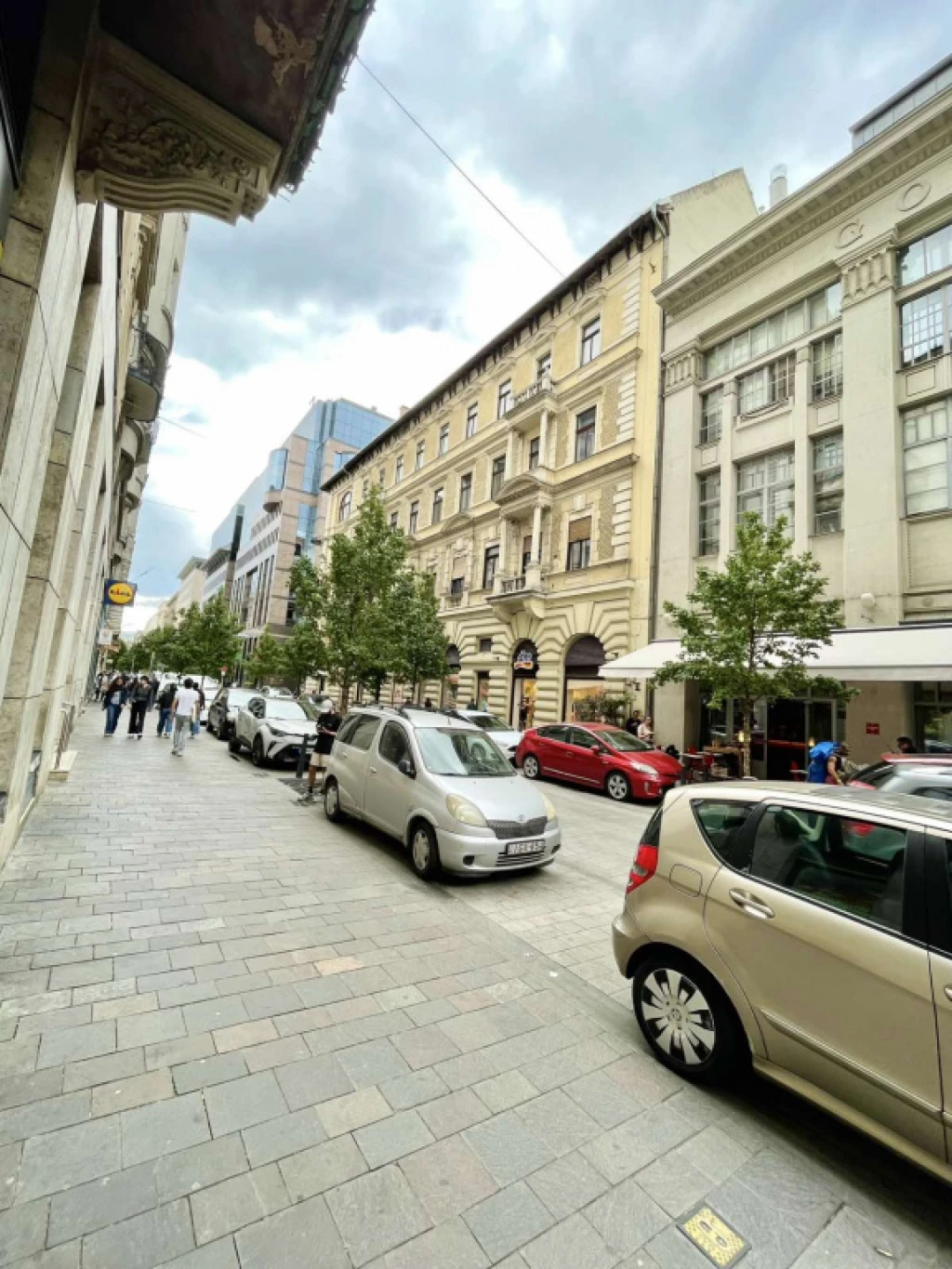 V. Kerület, Azonnal költözhető ingatlan a Bazilikánál!, 39 m²-es, társasházi lakás