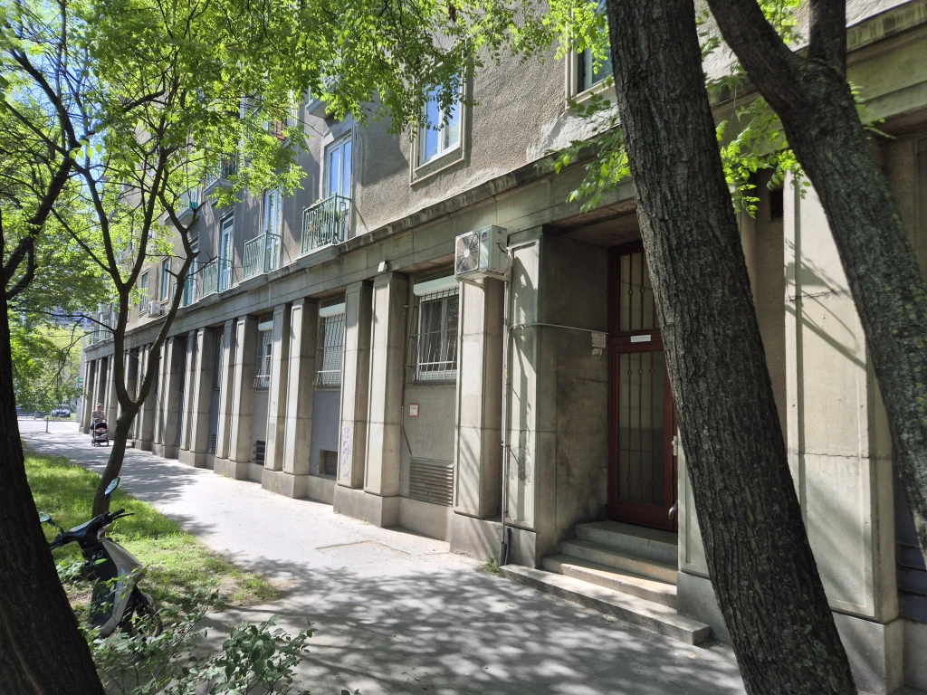 XIV. Kerület, Puskás Arénánál, 44 m²-es, társasházi lakás, 1+1 szobás