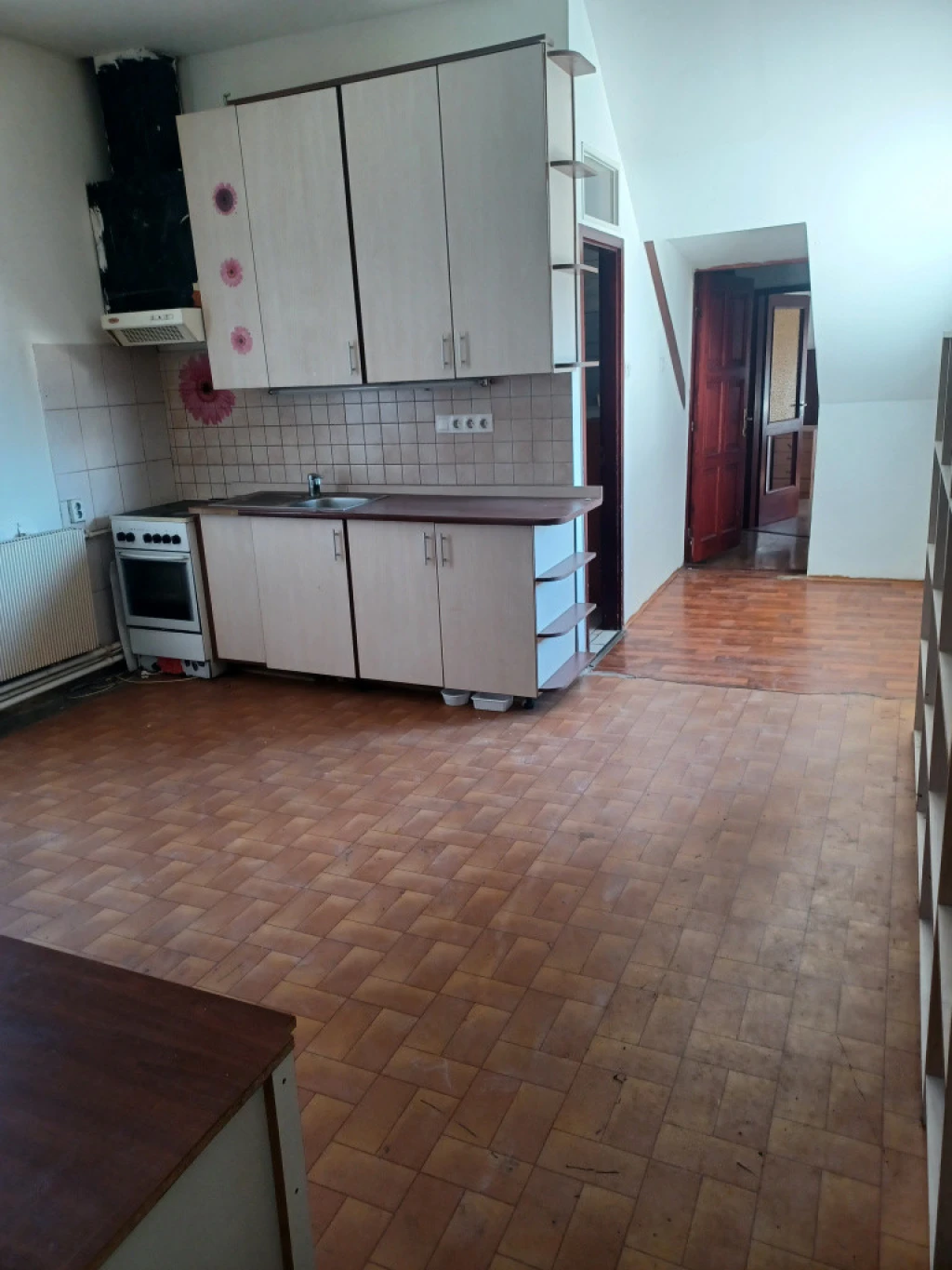 XX. Kerület, Szt. Erzsébet  tér utca, 78 m²-es, társasházi lakás
