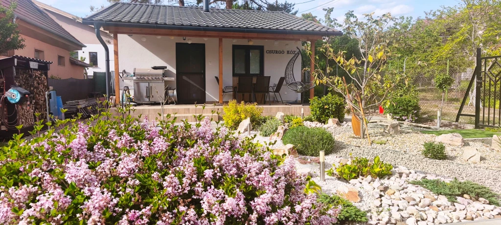 Dunakeszi, Csurgó köz, 50 m²-es, családi ház, 1+1 szobás, kiváló állapotú