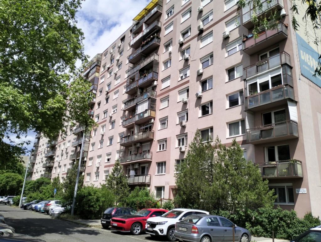 XV. Kerület, Neptun utca, 35 m²-es, társasházi lakás, 1+1 szobás