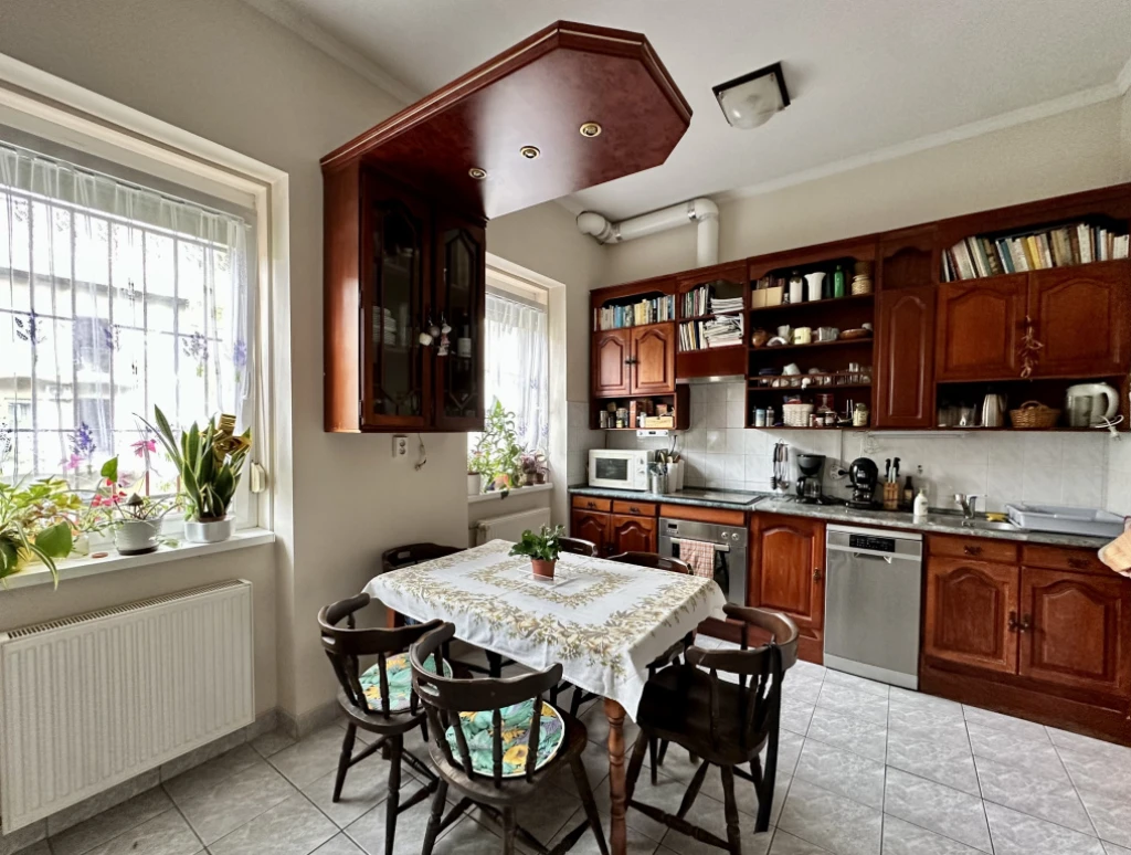 XIII. Kerület, Gönz Árpád Városközpont, 73 m²-es, társasházi lakás