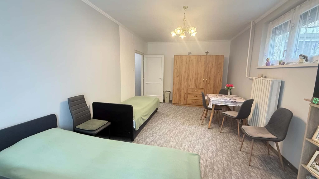 XVII. Kerület, Kis utca, 36 m²-es, társasházi lakás, 1 szobás